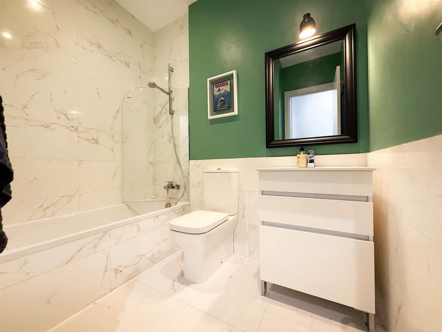  Image of Apartment - 3 Bedrooms - 2 Bathrooms for Sale in The Arches-Gibraltar, Image 10